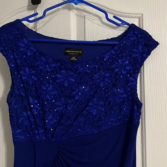 Cocktail dress. Fits beautifully!!! - Picture 3 of 5